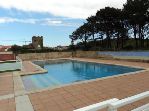 Apartamento con piscina a escasos metros de A Lanzada